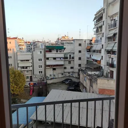 G M 5 Kentro In The Heart Of The Larissa