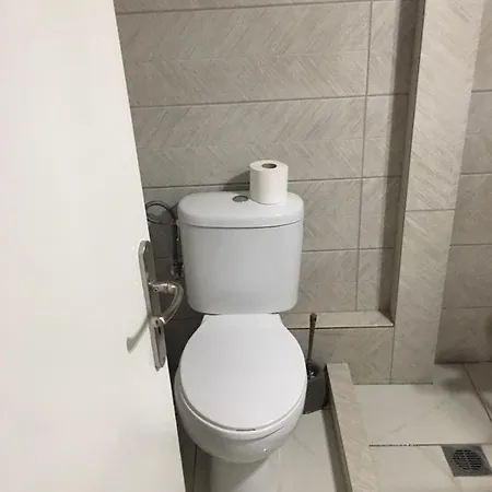 G M 5 Kentro In The Heart Of The Apartamento Larissa